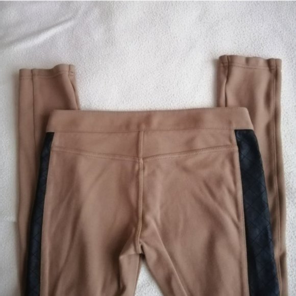 Club Monaco Tan Skinny Pants with Faux Leather Detailing - Picture 12 of 15